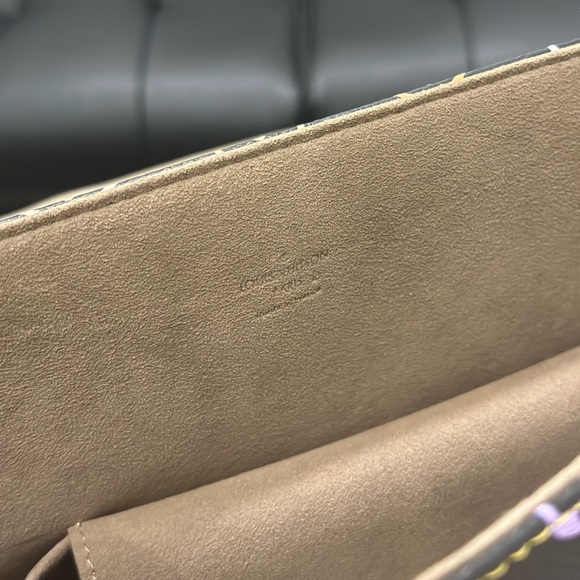 Authentic Louis Vuitton Beverly GM – Monogram Multicolor Black - Picture 12 of 12